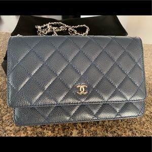 Authentic CHANEL Quilted Wallet Bag w/chain strap